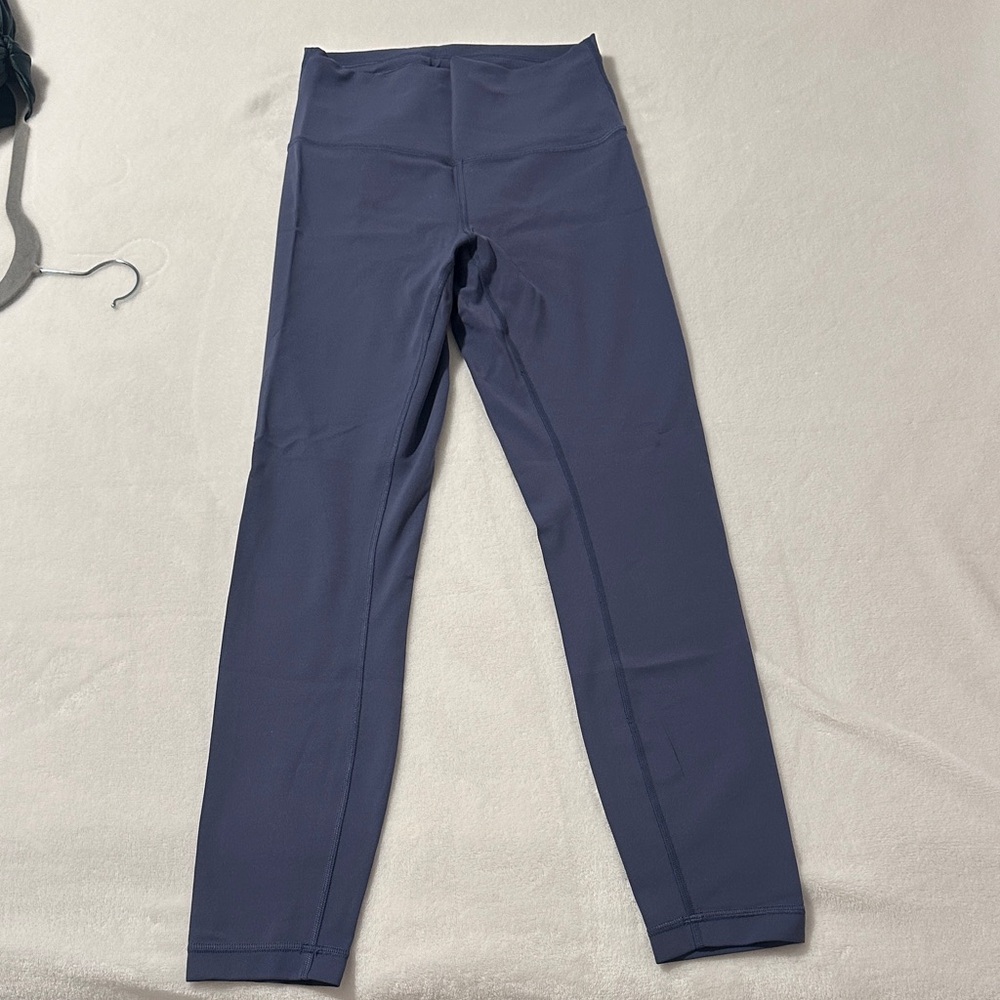 Lululemon Wunder train leggings 25” size 6